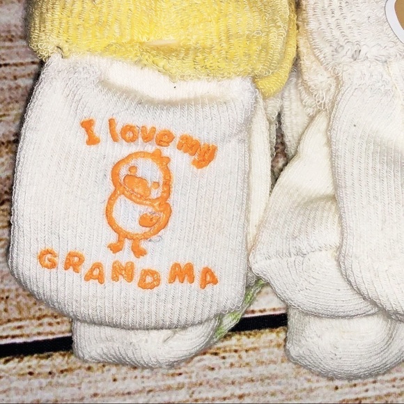 NWT Carter Child of Mine Set of 6 Newborn socks - Picture 2 of 5